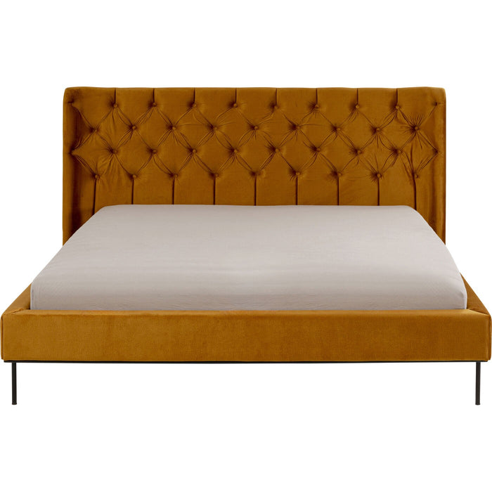 Bed Audrey fluweel oker Kare Design