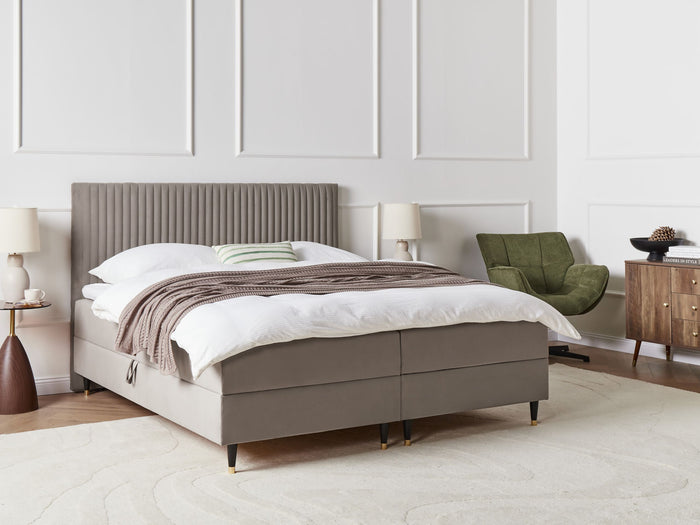 Beliani - DAME - Boxspringbed - Taupe - 180 x 200 cm - Fluweel
