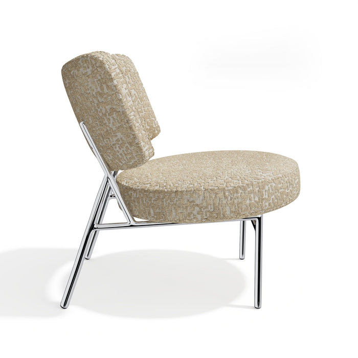 Beige loungestoel met patroon en textuurstof