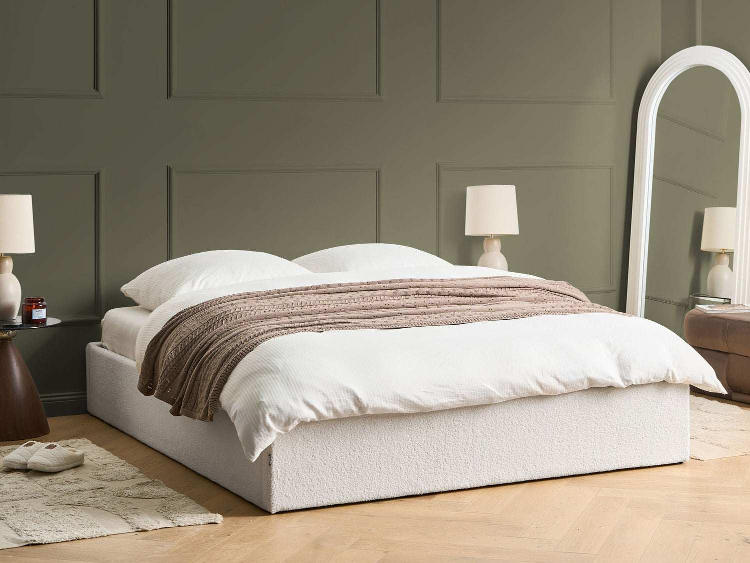 Beliani-DINAN-Tweepersoonsbed-Gebroken wit-160 x 200 cm-Bouclé