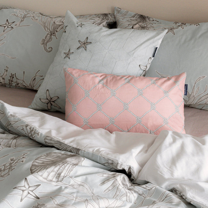 Happy Friday Set van 2 kussenhoezen Coral