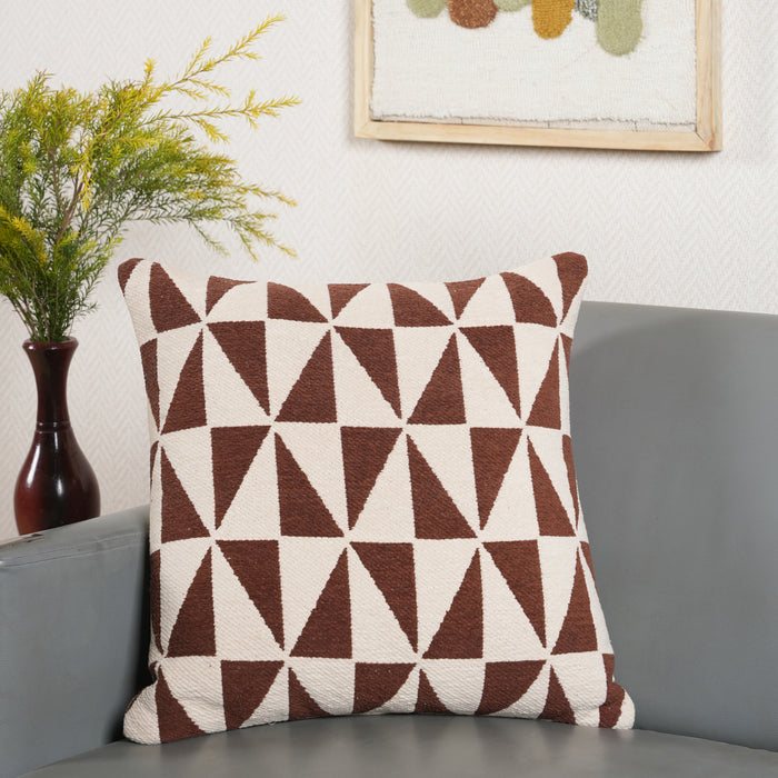 by fonQ Angle Sierkussen 50 x 50 cm - Hot Chocolate