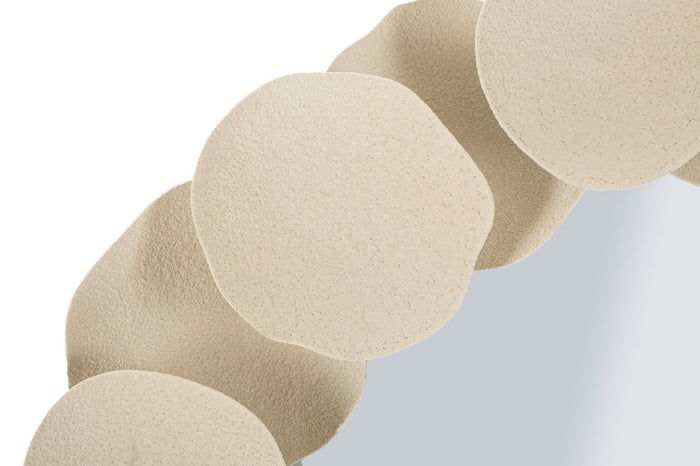 Crèmekleurige metalen wandspiegel 85x7,5x85 cm