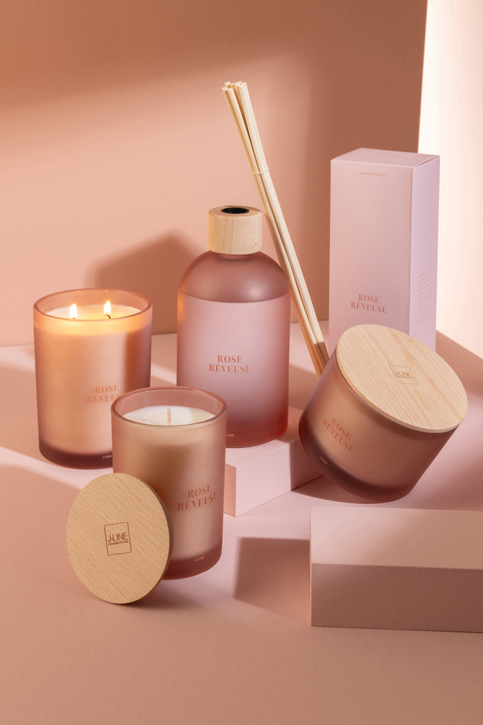 J-Line geurkaars Accords Essentiels - Rose Rêveuse - roze -