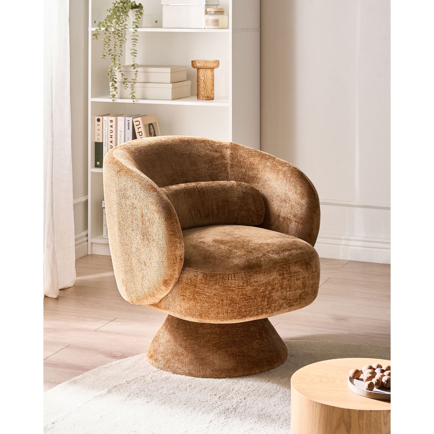 Beliani - LIEKSA - Draaifauteuil - Goudbruin - Chenille