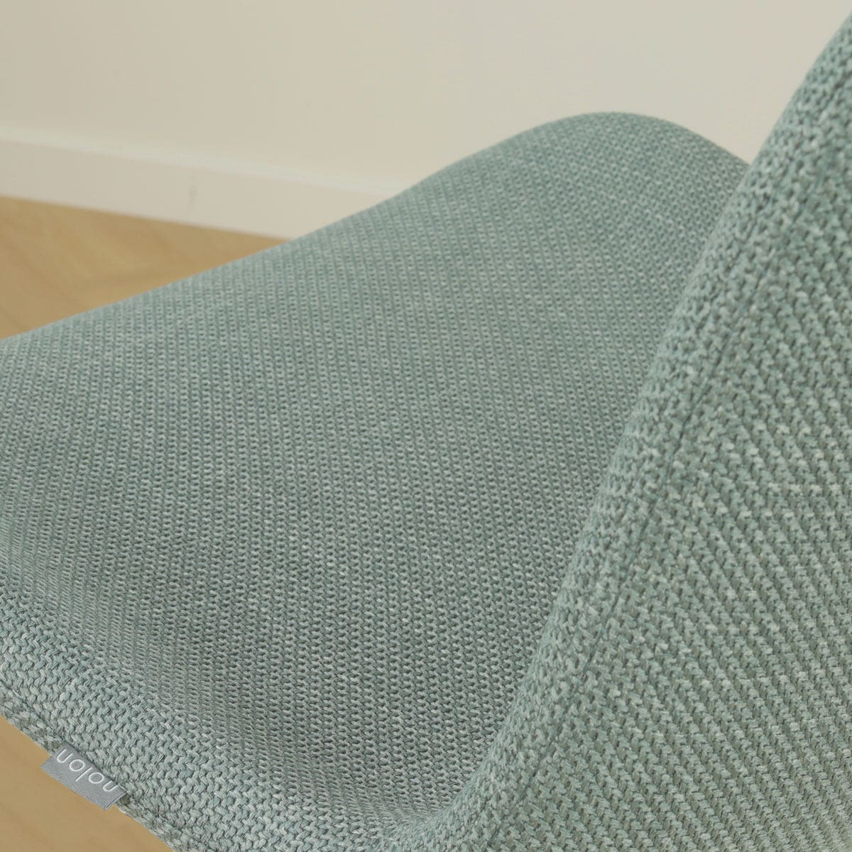 Nolon Nena-Fé eetkamerstoel saliegroen - zwart houten onderstel