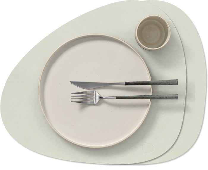 LIND DNA Placemats Nupo - Leer - Linen - Curved - 44 x 37 cm - 2 Stuks
