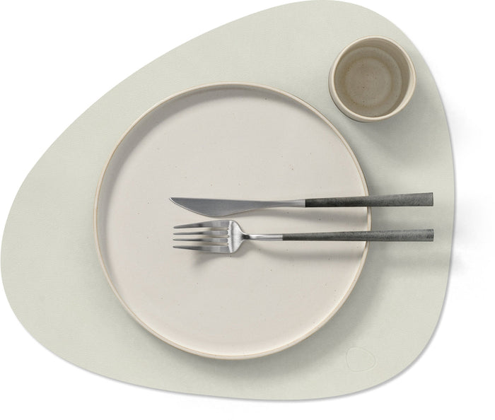 LIND DNA Placemats Nupo - Leer - Linen - Curved - 44 x 37 cm - 2 Stuks