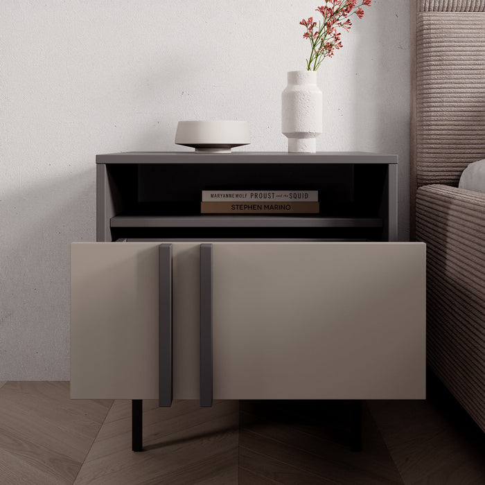 Meubella - Antigo - Nachtkastje - Beige|Antraciet