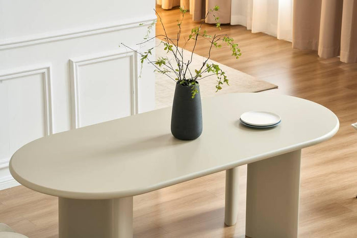 NADUVI Collection Eettafel Coste