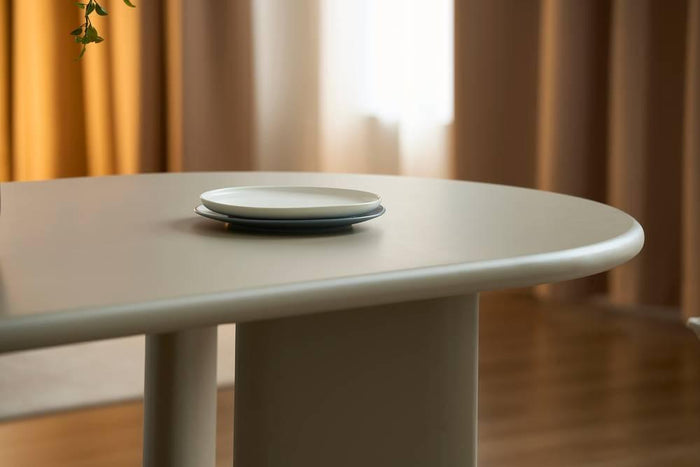 NADUVI Collection Eettafel Coste