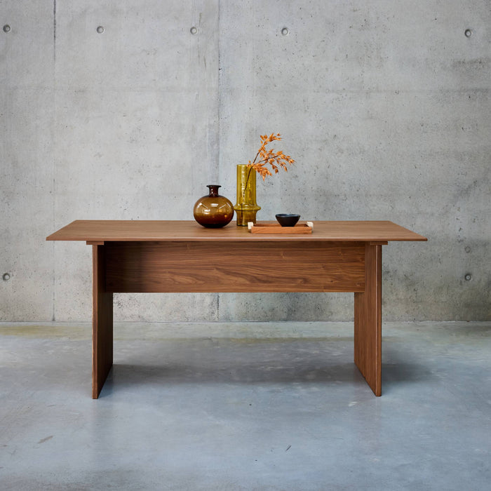 sweeek - Rechthoekige eettafel, gesneden houteffect, 4-6 zitplaatsen,