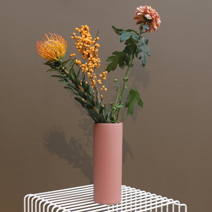 Nuuck Lige vaas M zwart