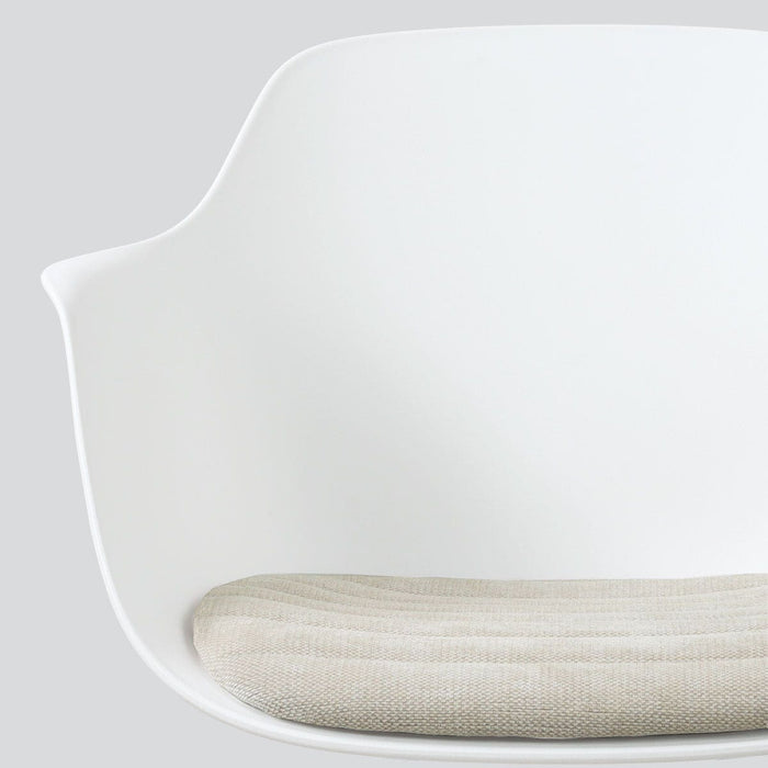 Nolon Nout-Liz eetkamerstoel wit met naturelbeige zitkussen - zwart