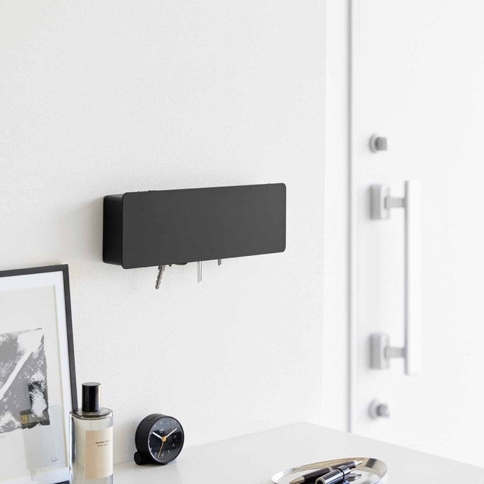 Yamazaki Tower Sleutelkastje wandmontage breed - Zwart