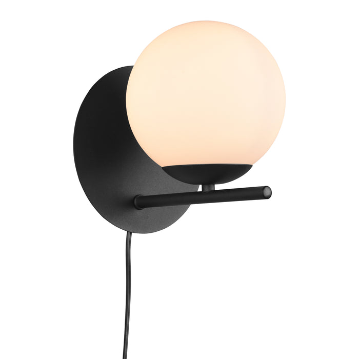 Trio Pure Wandlamp