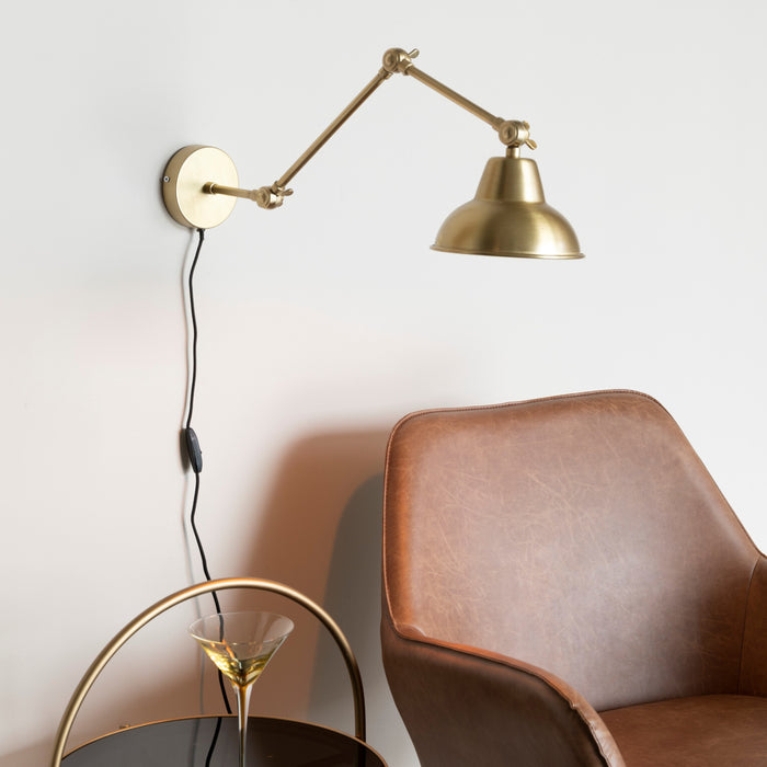 by fonQ  Kyan Wandlamp - Messing