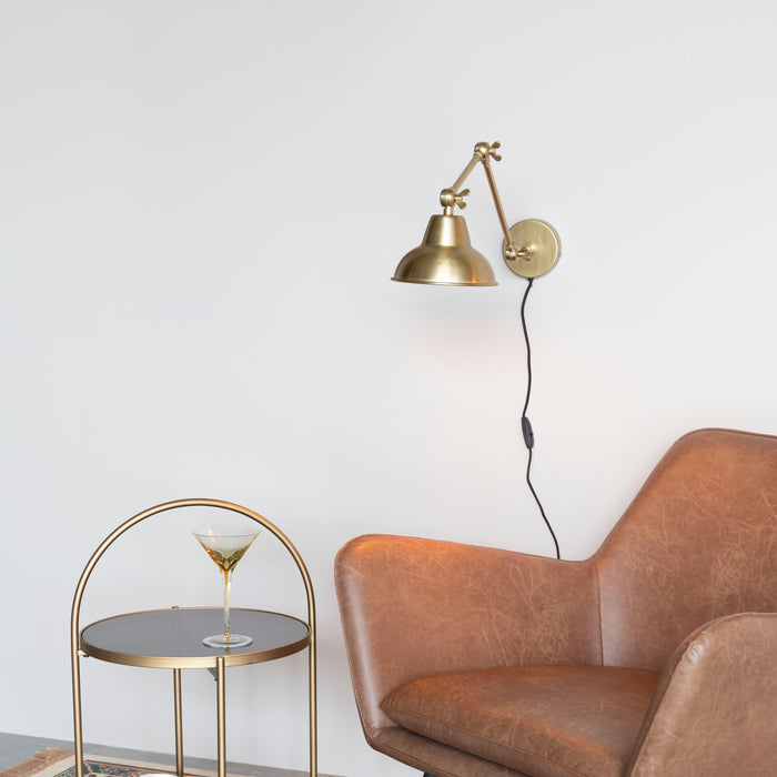 by fonQ  Kyan Wandlamp - Messing