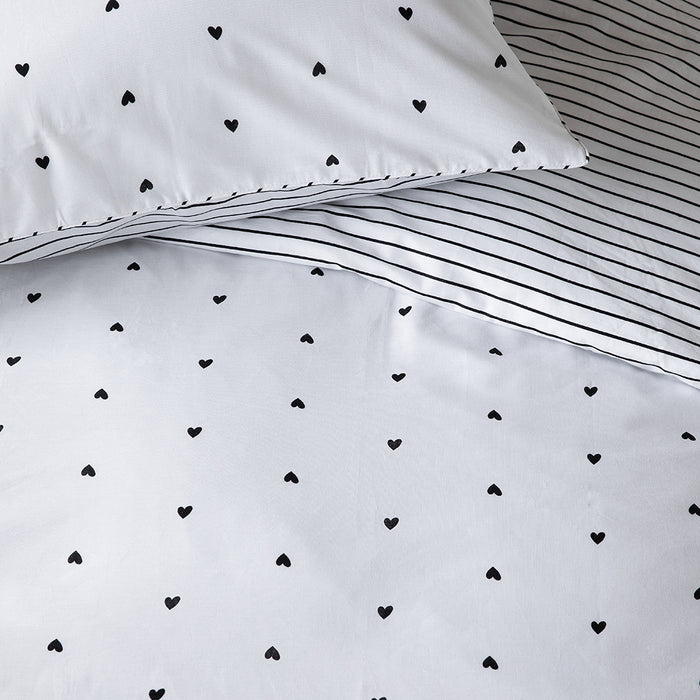 vtwonen Striped Hearts Dekbedovertrek 240 x 200/220 cm - Zwart/Wit