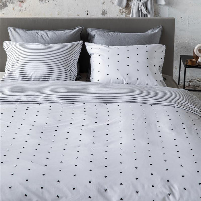 vtwonen Striped Hearts Dekbedovertrek 240 x 200/220 cm - Zwart/Wit
