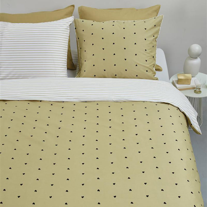 vtwonen Striped Hearts Dekbedovertrek 140 x 200/220 cm - Geel