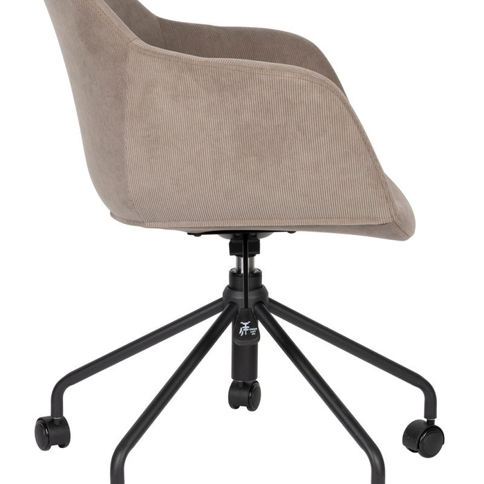 f612ba05-b975-4098-afa3-85117e667226-afbeelding5.jpg (1308179) 