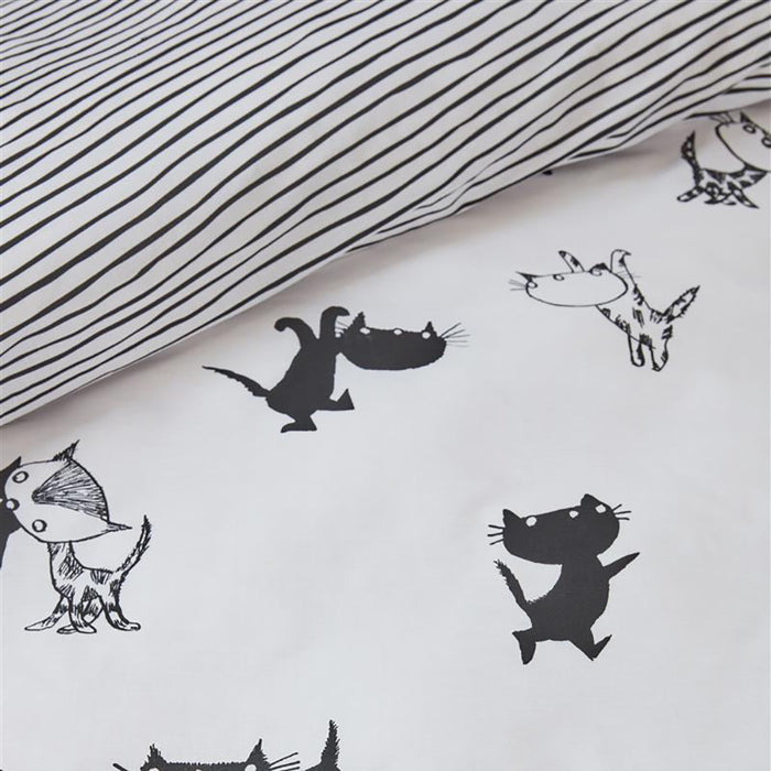 Beddinghouse x Fiep Amsterdam Pim en Pom Dekbedovertrek 100 x 135 cm - Zwart