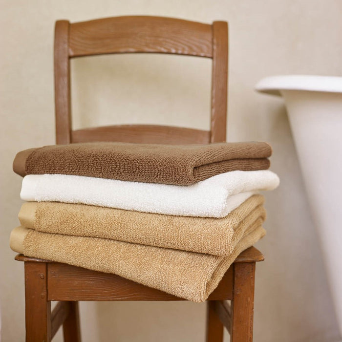 Aquanova Oslo Handdoek 55 x 100 cm