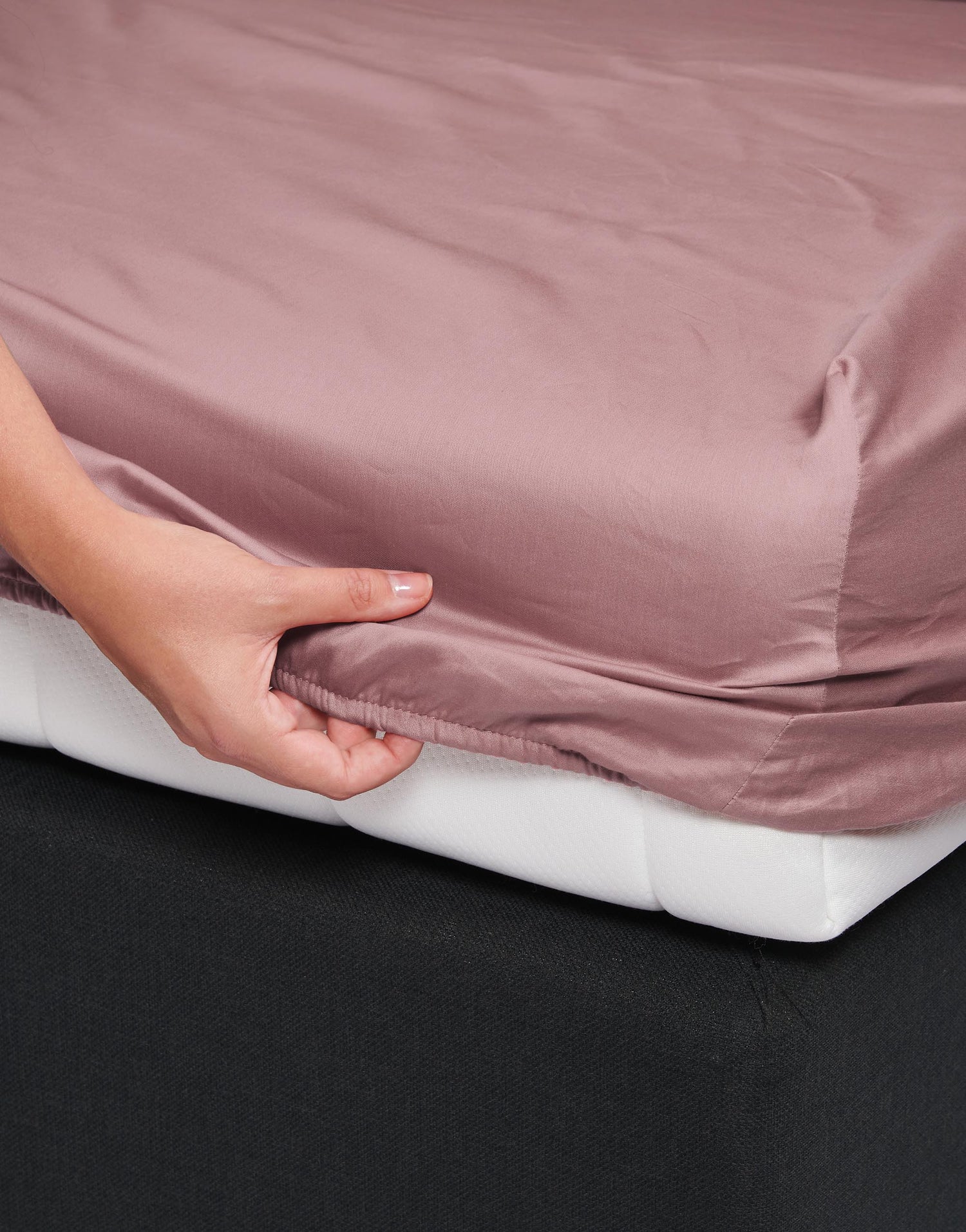 Essenza Satin Hoeslaken 180 x 200 cm