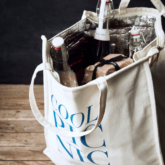 Nicolas Vahé koeltas groot (18 centimeter x 38 centimeter x 40