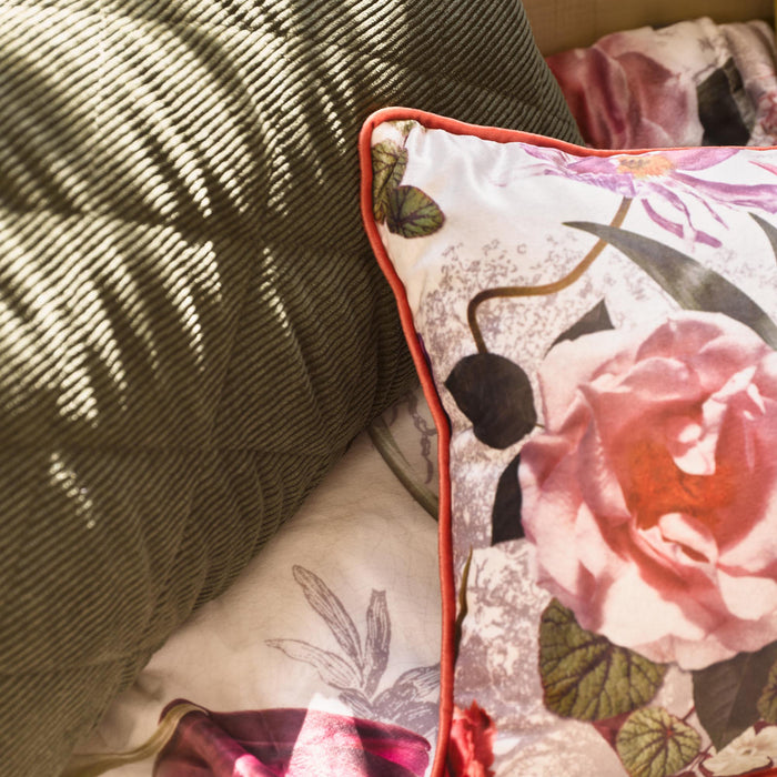 Essenza - Scarlett Sierkussen 30x50 Vanilla