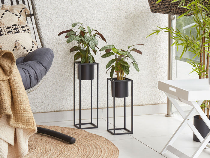 Beliani - IDRA - Bloempot - Zwart - 15 cm - IJzer