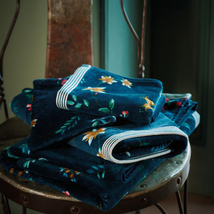 Pip Studio Les Fleurs Badhanddoek 70 x 140 cm - Donkerblauw