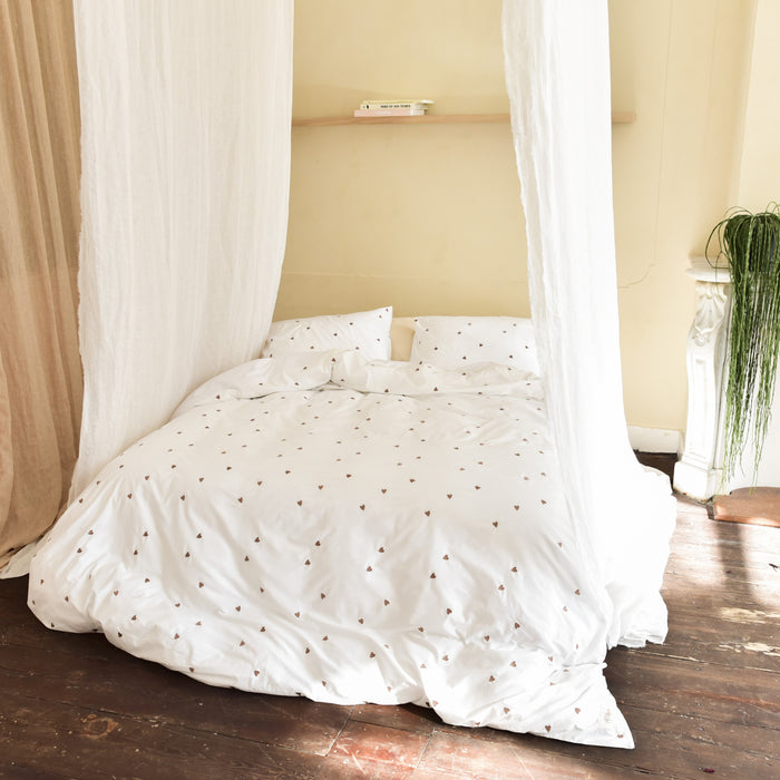 Crisp Sheets Ace of Hearts Dekbedovertrek 240 x 220 cm