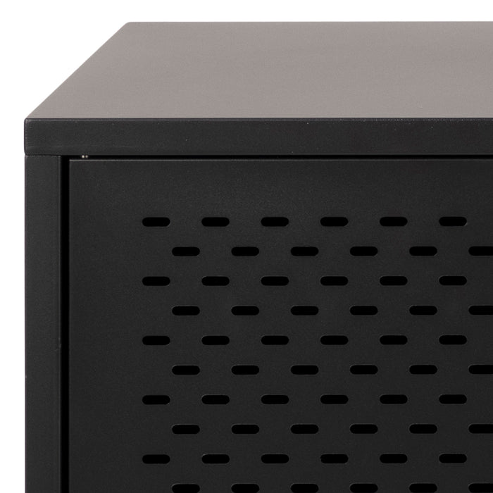 by fonQ  Aria Dressoir