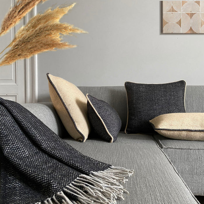 Malagoon Raven Square Sierkussen