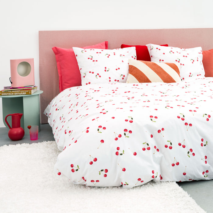 SNURK Cherries Dekbedovertrek 240 x 220 cm