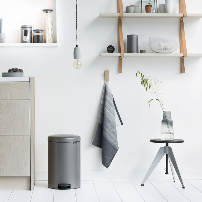 Brabantia NewIcon Pedaalemmer 20 L - Platinum