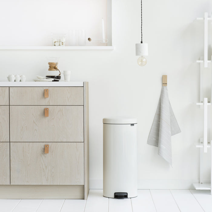 Brabantia NewIcon Pedaalemmer, 30 liter, kunststof binnenemmer - White