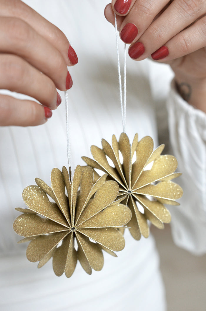 Delight Department papieren kersthanger goud (Ø 8 centimeter)