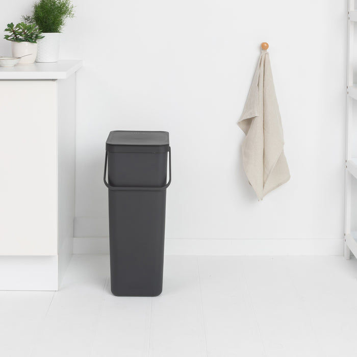 Brabantia Sort & Go Afvalemmer 40 L - Donkergrijs