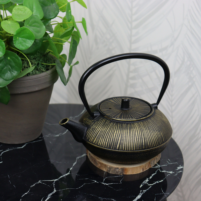 Orange85 Gietijzeren Japanse Theepot 0.8l Zwart met Goud