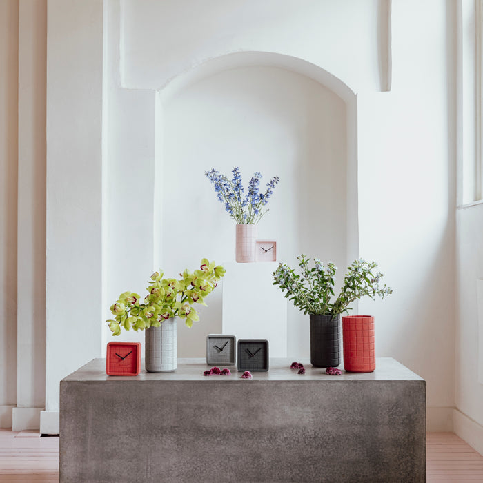 Zuiver Cute Concrete Tafelklok - Terra