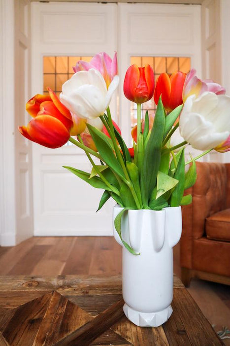 Return to Sender Witte kreukel vaas