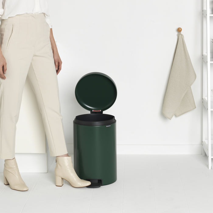 Brabantia NewIcon Pedaalemmer 20 L - Pine Green