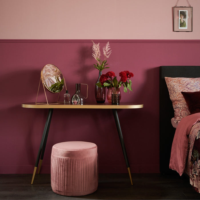 by fonQ  Hendrix Sidetable