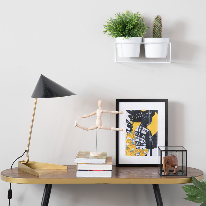 by fonQ  Hendrix Sidetable