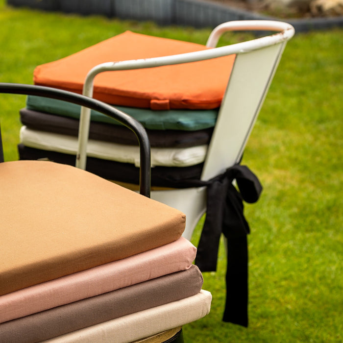 Dutch Decor - JAVA - Stoelkussen 40x40 cm - met lint - Tobacco Brown -