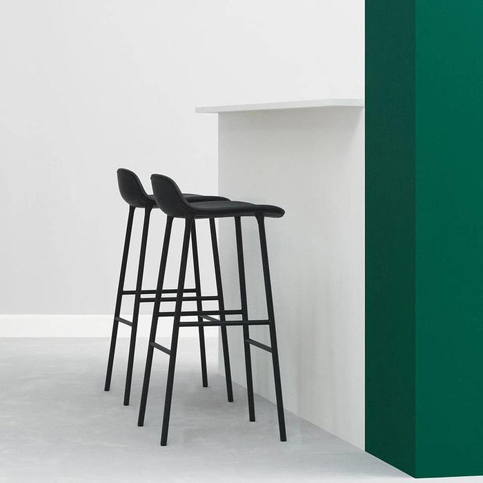 normann-copenhagen-form-barstool-volledig-bekleed.jpg (2631141) 