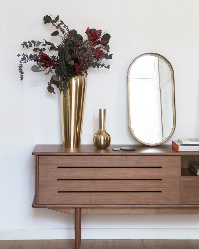 Kave Home - Wandspiegel Tiare van goudkleurig metaal 31 x 61,5 cm